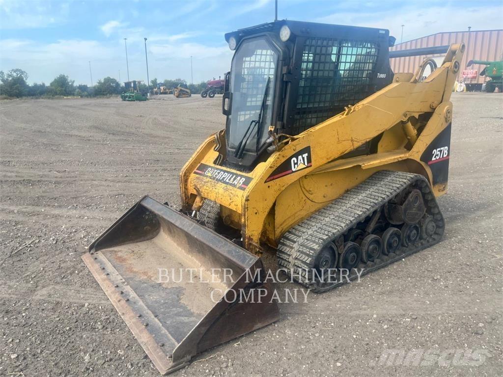 CAT 257B Larvebåndslæssere