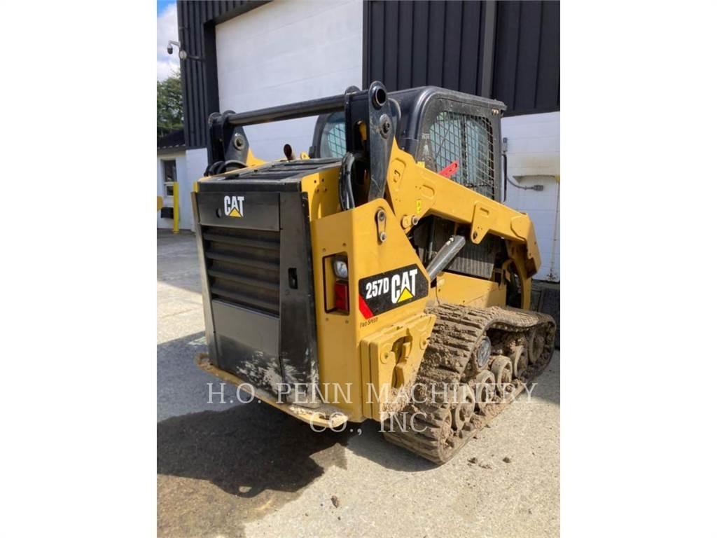 CAT 257D Larvebåndslæssere