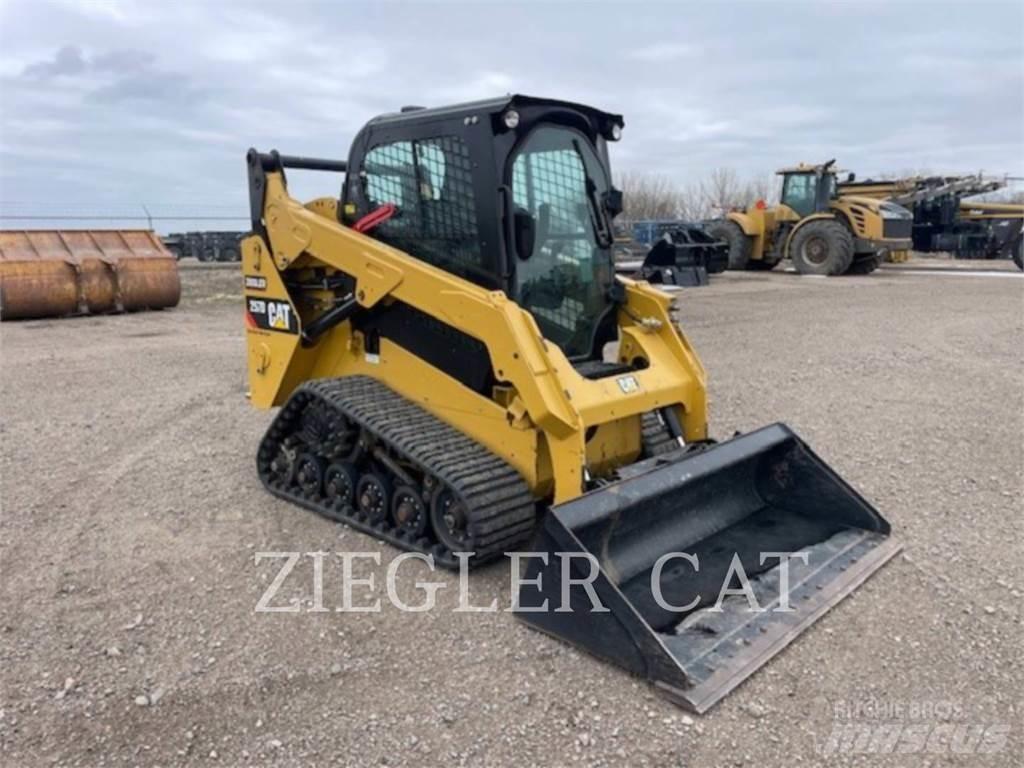 CAT 257D Larvebåndslæssere