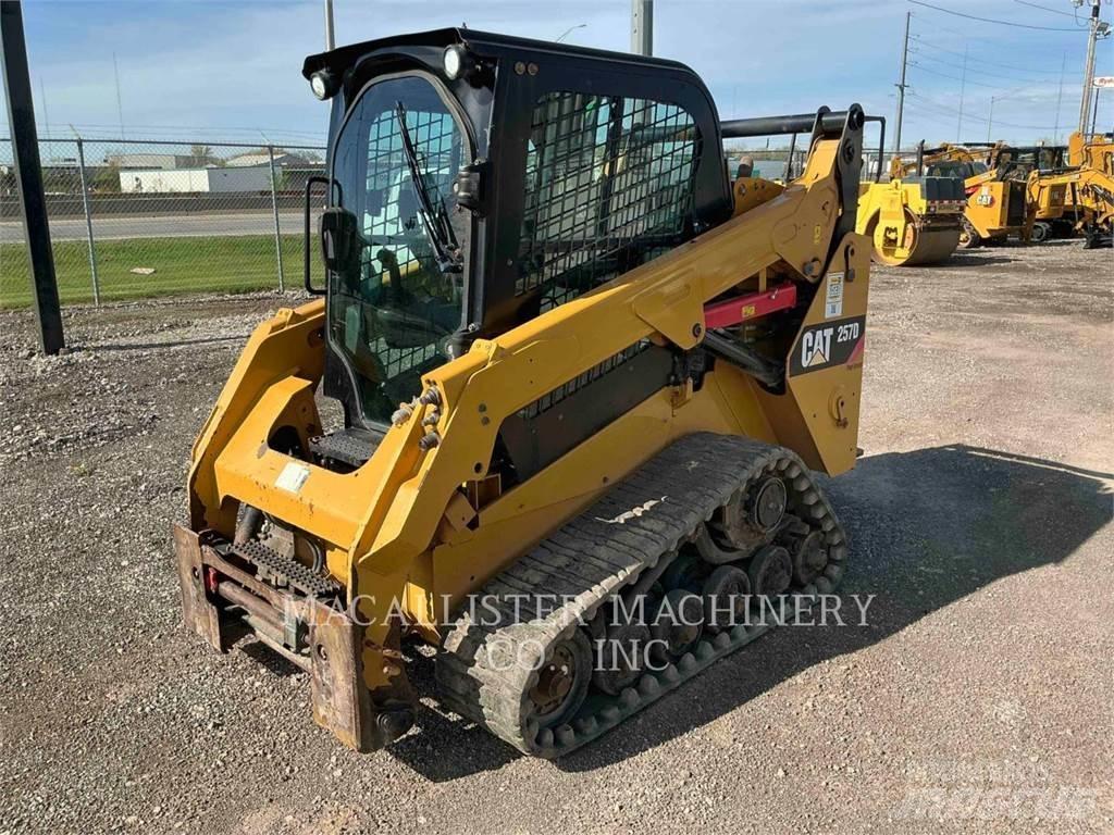 CAT 257D Larvebåndslæssere