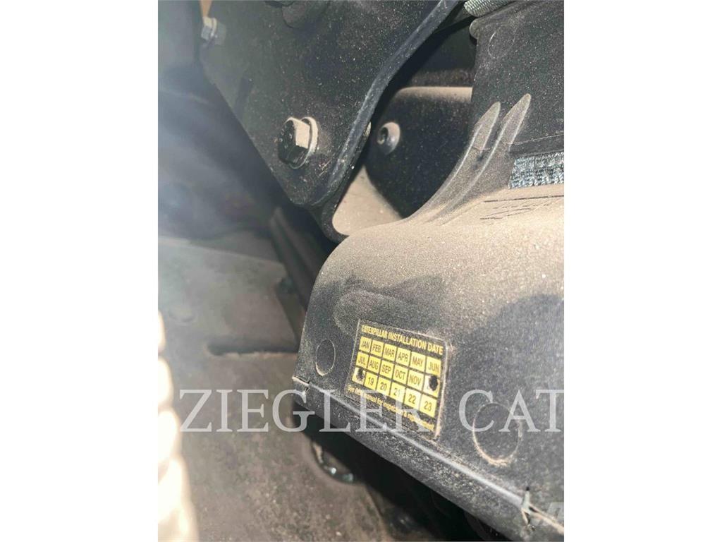 CAT 257D Larvebåndslæssere