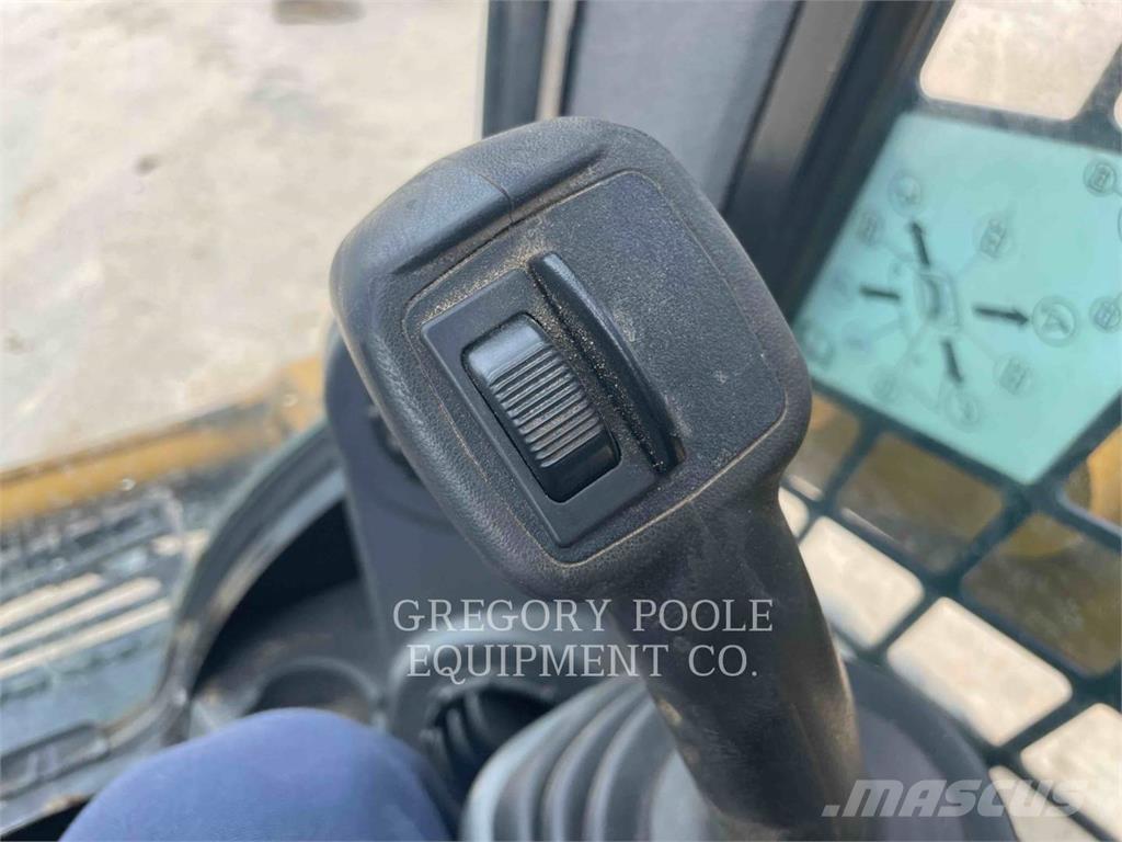 CAT 259D Larvebåndslæssere