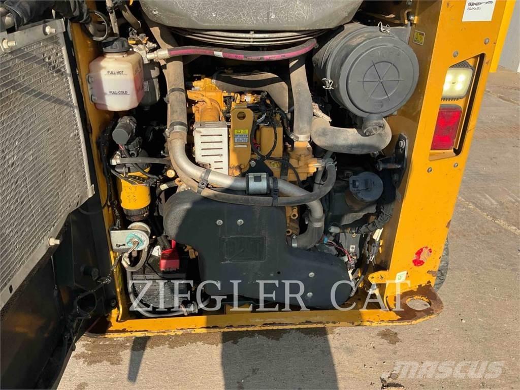 CAT 259D3 Larvebåndslæssere