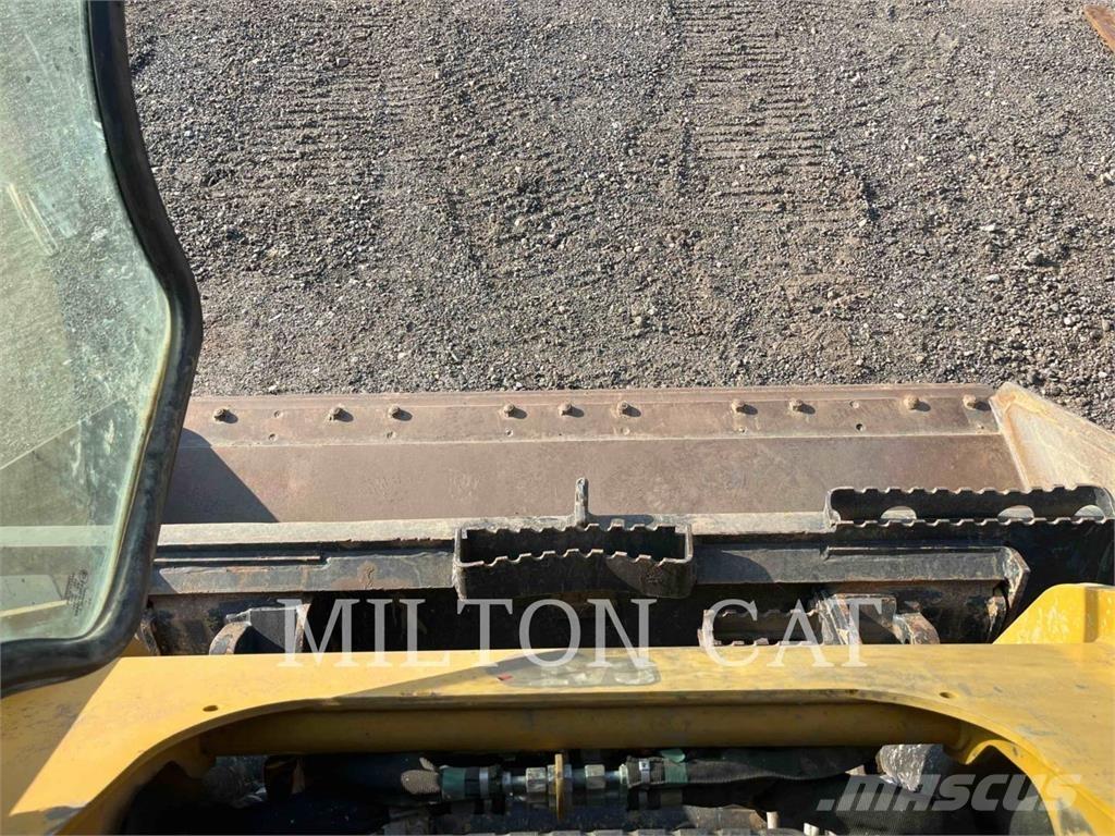 CAT 259D3 Larvebåndslæssere