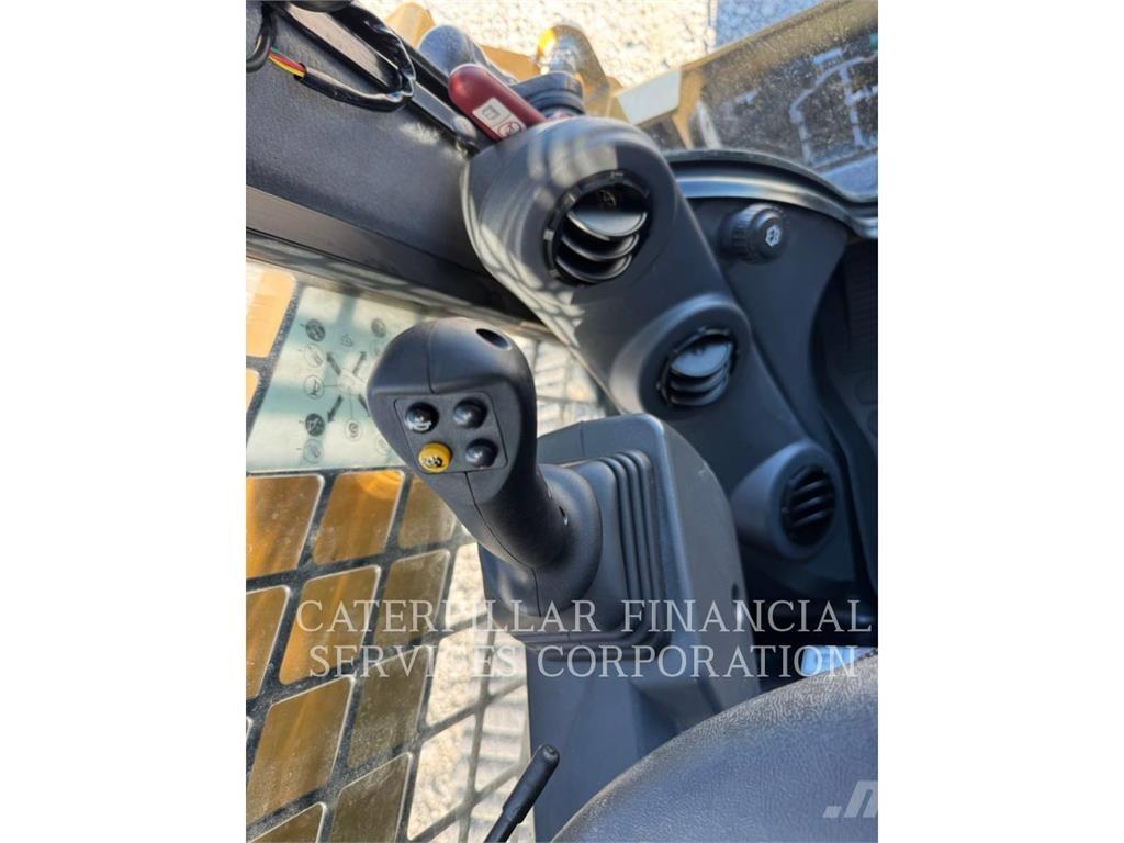 CAT 259D3 Larvebåndslæssere