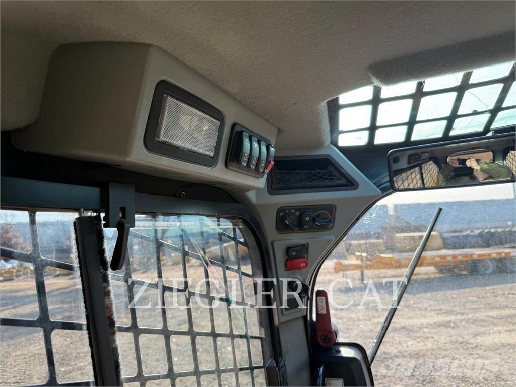 CAT 259D3 Larvebåndslæssere