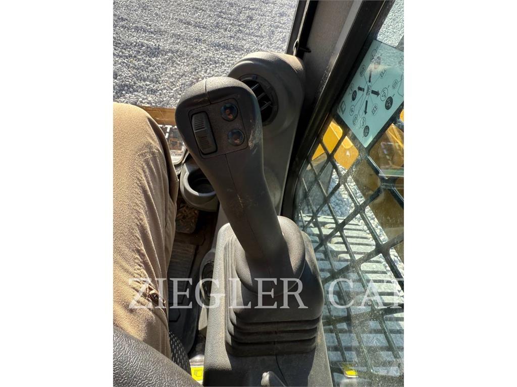 CAT 259D3 Larvebåndslæssere