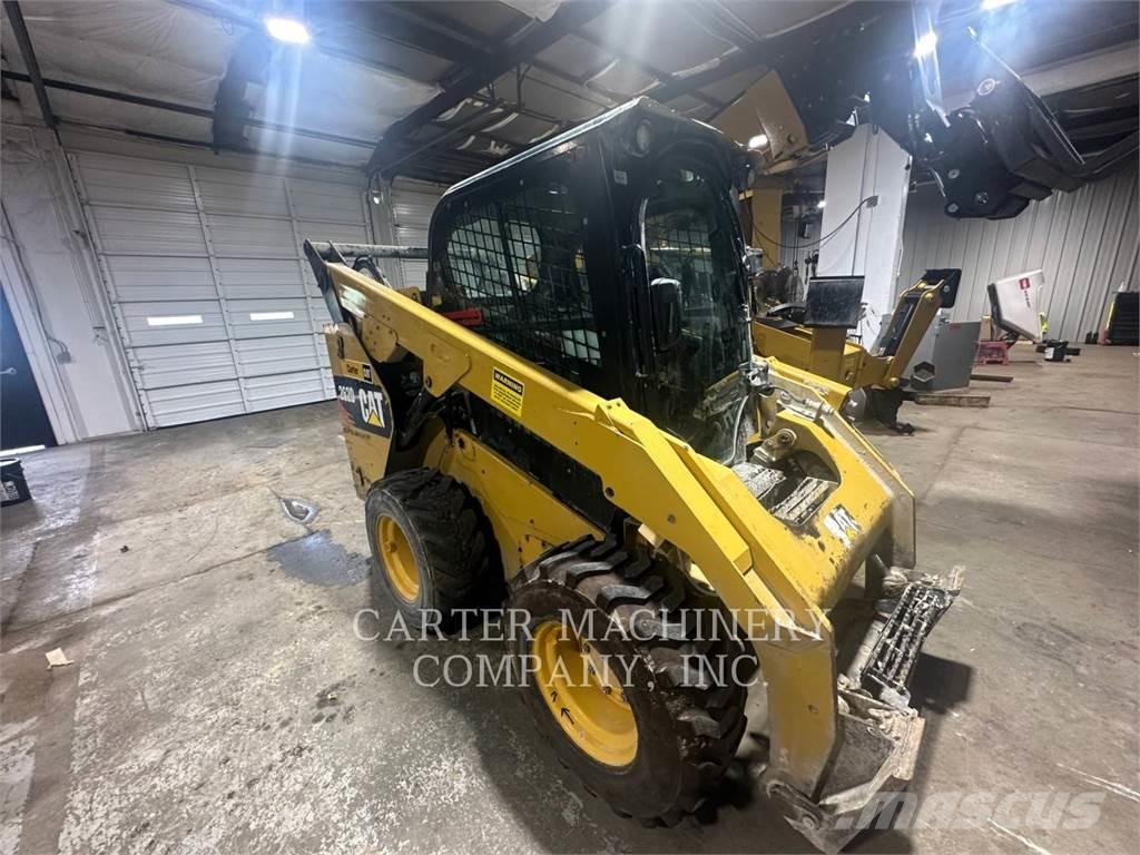 CAT 262D ACHF Minilæsser - skridstyret