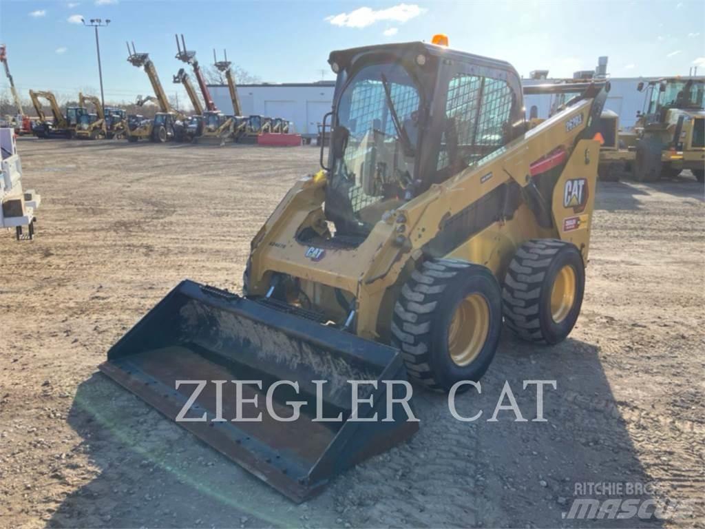 CAT 262D3 Minilæsser - skridstyret