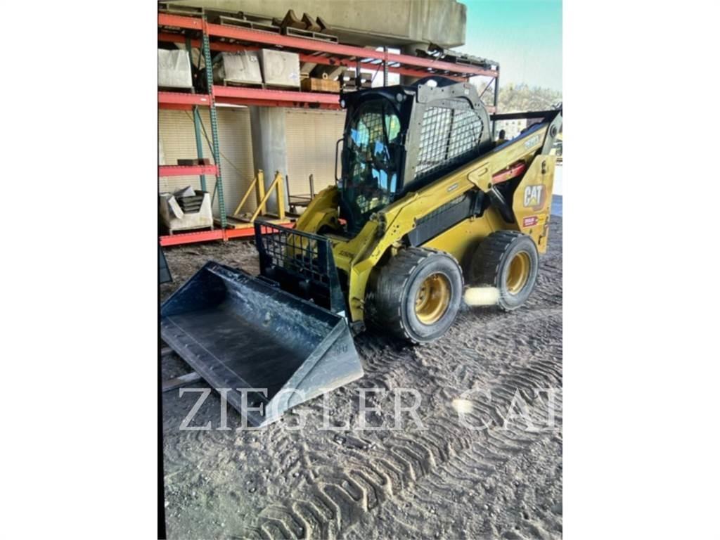 CAT 262D3 Minilæsser - skridstyret