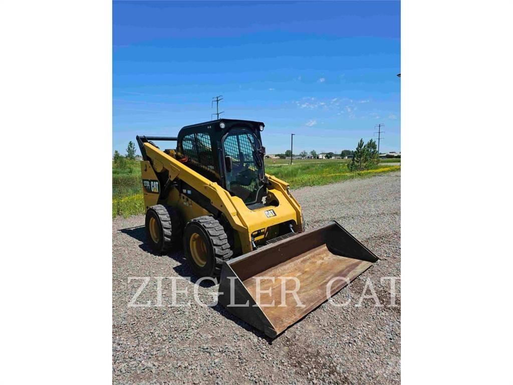 CAT 272D2 Minilæsser - skridstyret