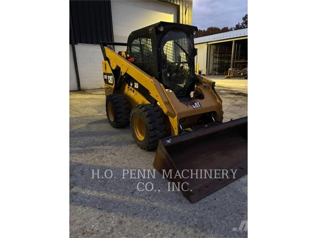 CAT 272D2 Minilæsser - skridstyret
