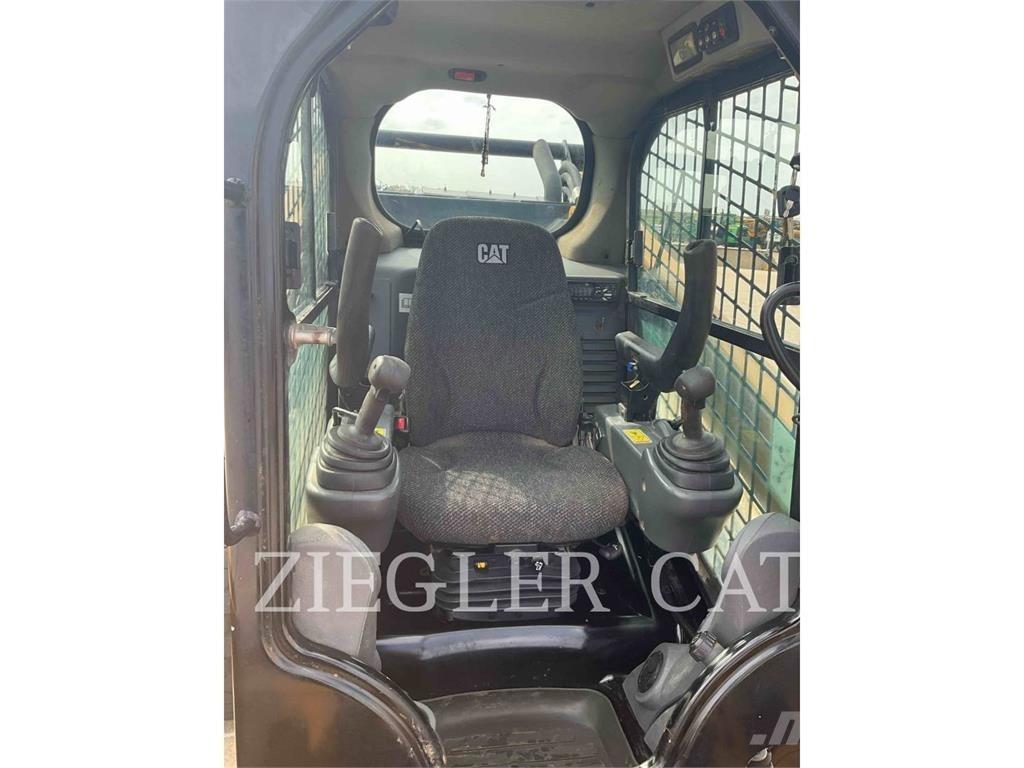 CAT 272D2XHP Minilæsser - skridstyret