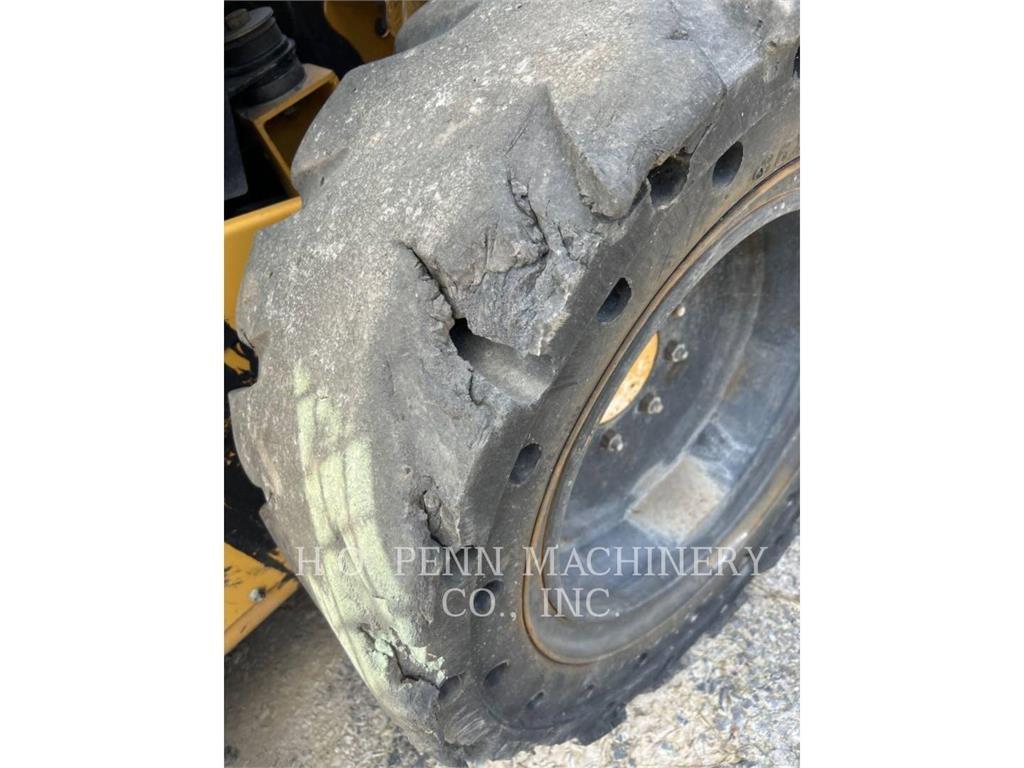 CAT 272D2XHP Minilæsser - skridstyret