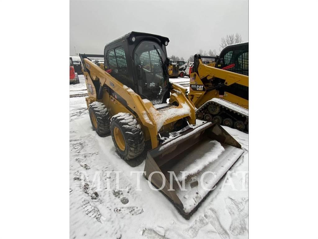 CAT 272D3 Minilæsser - skridstyret