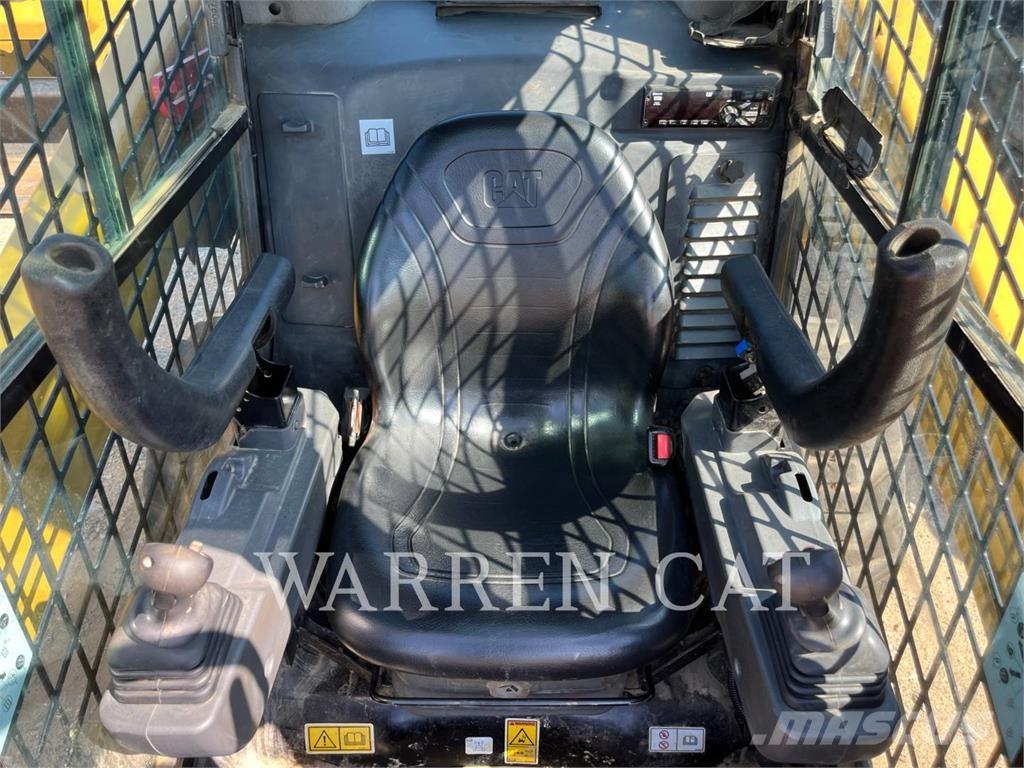 CAT 272D3 C3H1 Minilæsser - skridstyret