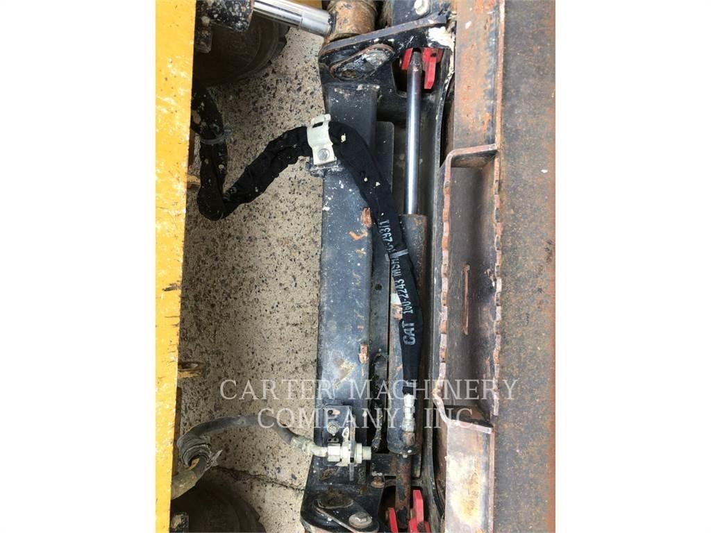 CAT 272D3XE Minilæsser - skridstyret