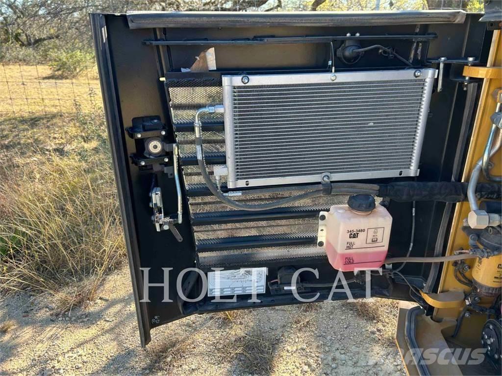 CAT 299D CAB Minilæsser - skridstyret