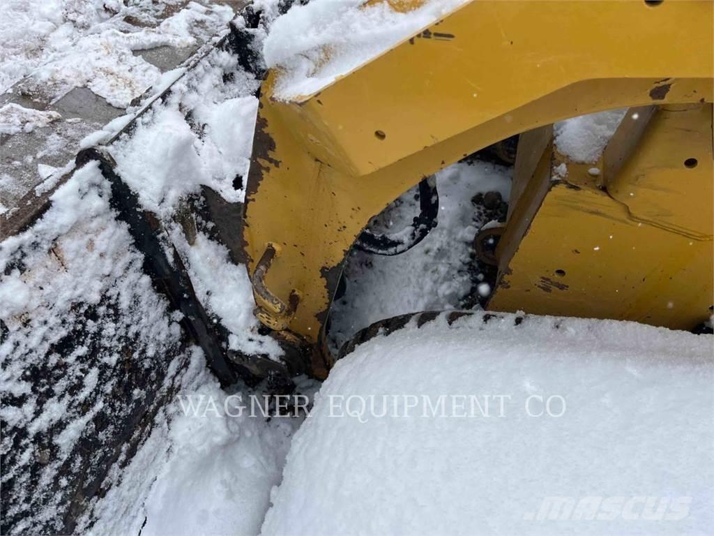 CAT 299D2 HF Larvebåndslæssere