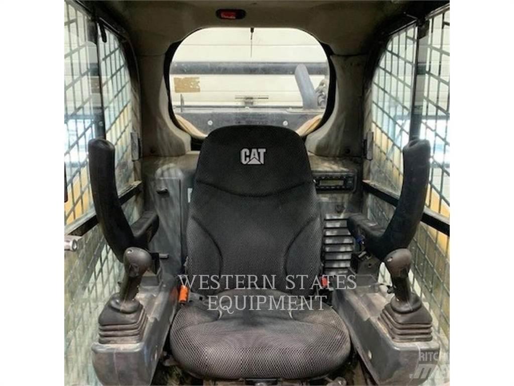 CAT 299D3 Minilæsser - skridstyret
