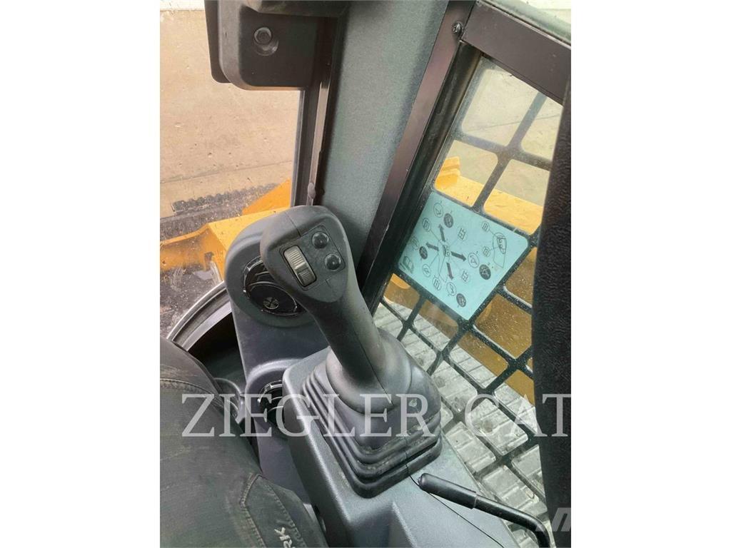 CAT 299D3 Larvebåndslæssere