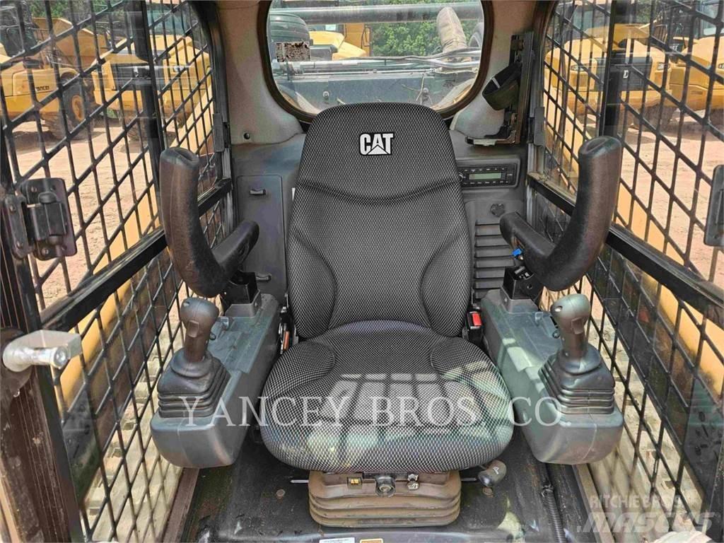 CAT 299D3 XE Minilæsser - skridstyret