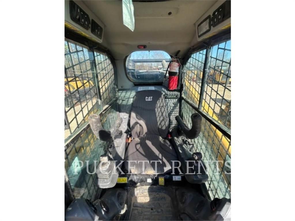CAT 299D3XE Larvebåndslæssere
