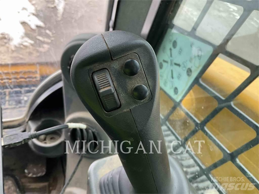 CAT 299D3XE D2AQBR Minilæsser - skridstyret