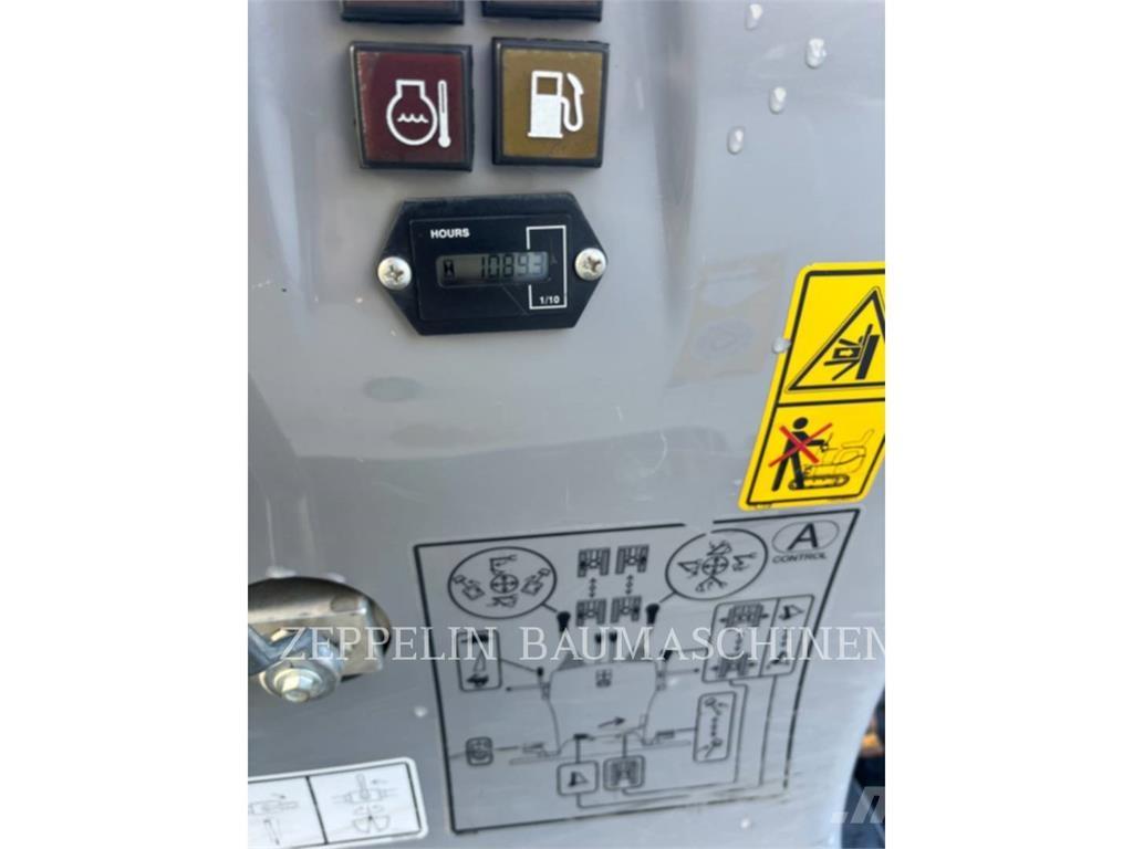 CAT 300.9D Gravemaskiner på larvebånd