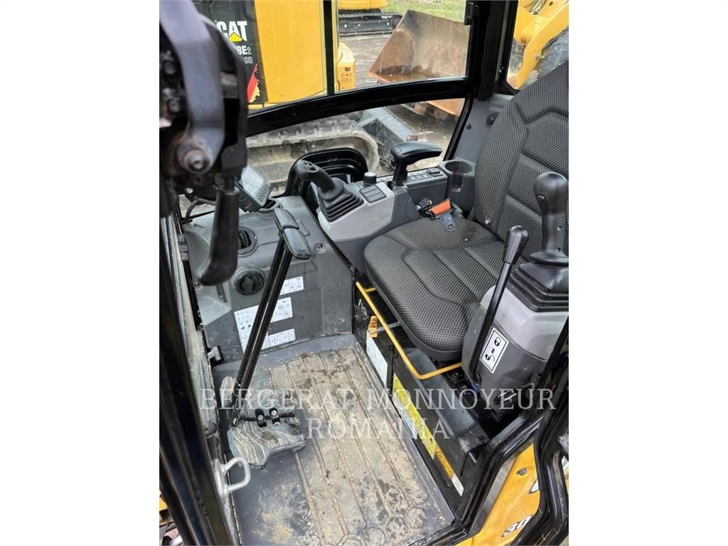 CAT 301.6-05 Gravemaskiner på larvebånd