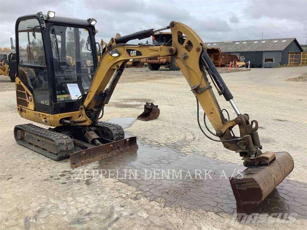CAT 302.2D Gravemaskiner på larvebånd