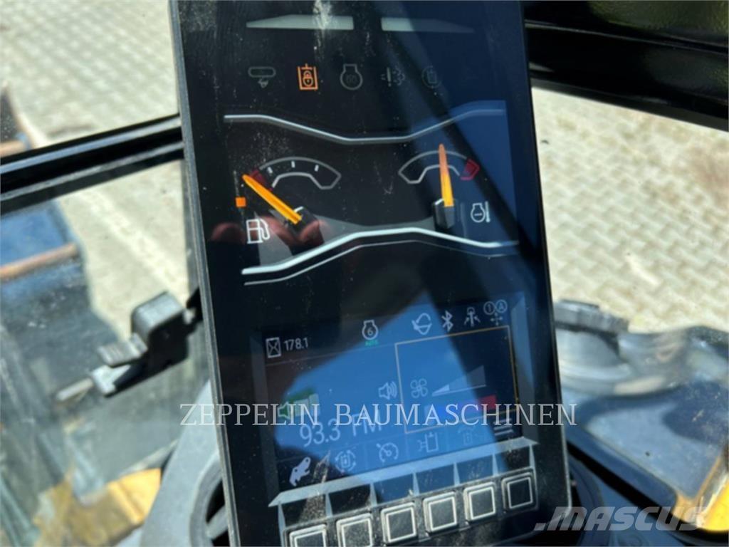 CAT 302.7CR-07 Gravemaskiner på larvebånd