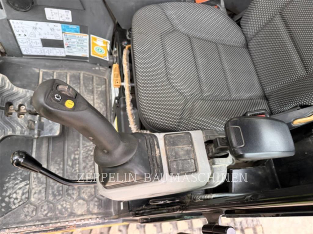 CAT 303.5CR-07 Gravemaskiner på larvebånd