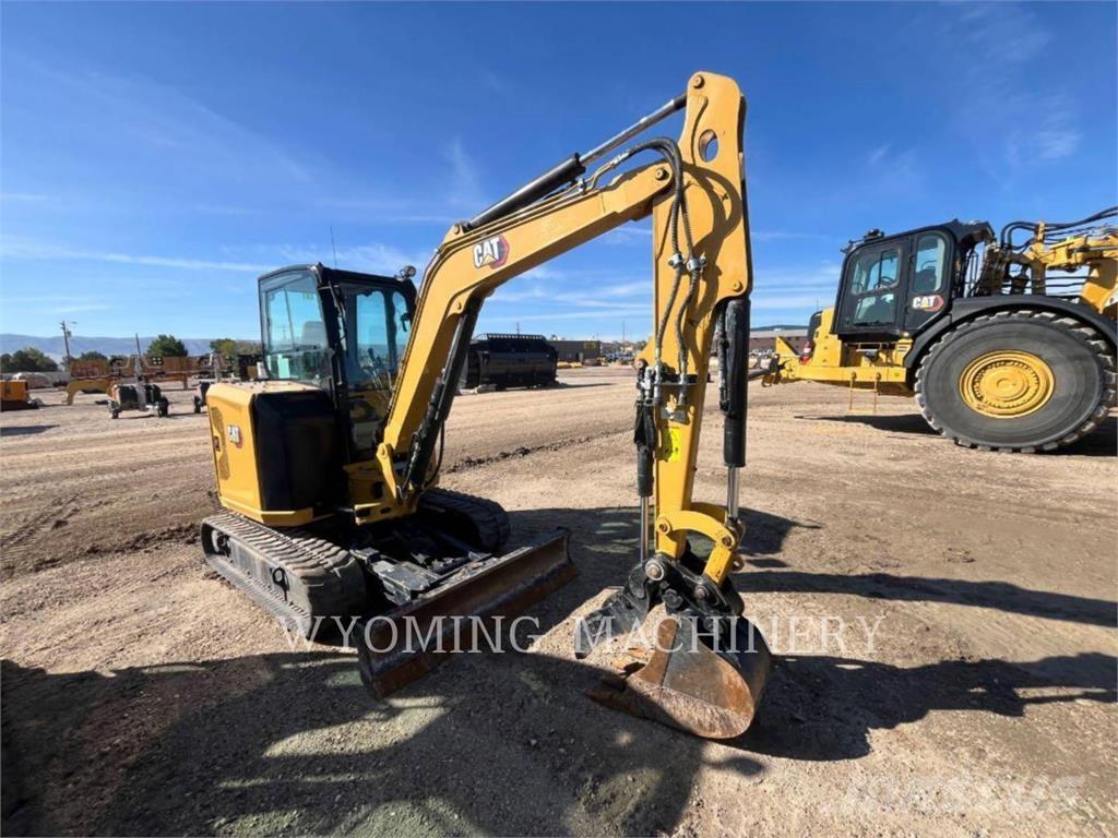 CAT 304 Gravemaskiner på larvebånd