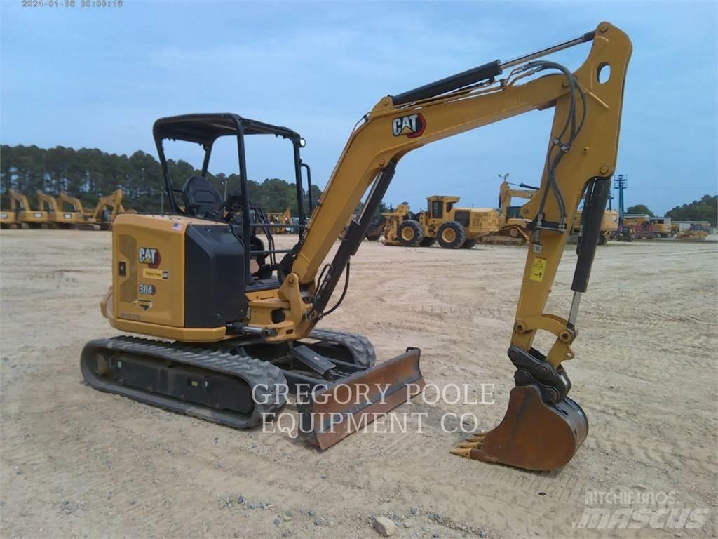 CAT 30407 Gravemaskiner på larvebånd