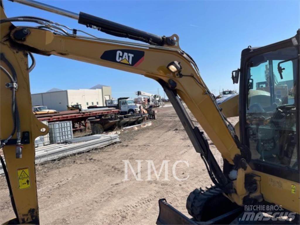 CAT 304E2 Gravemaskiner på larvebånd