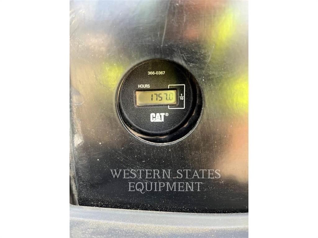 CAT 304E2 Gravemaskiner på larvebånd