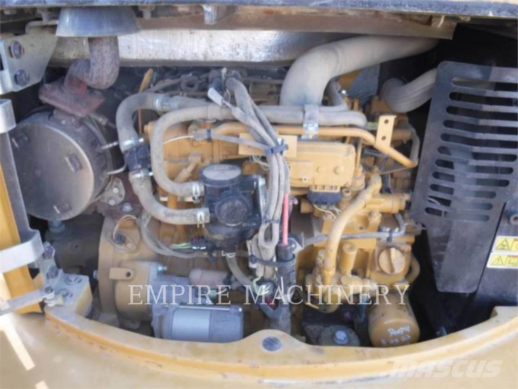 CAT 304E2 Gravemaskiner på larvebånd