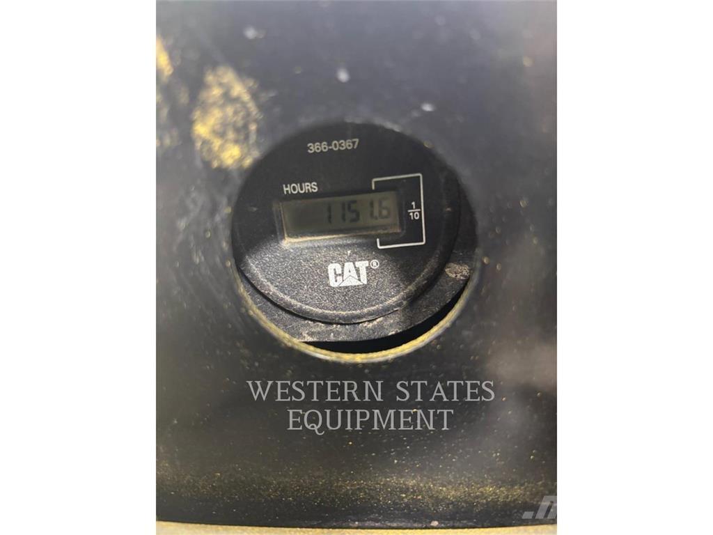 CAT 304E2 Gravemaskiner på larvebånd