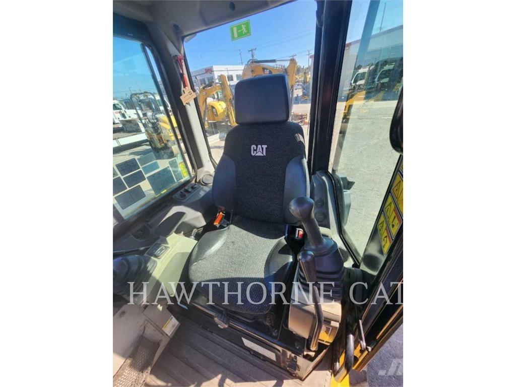 CAT 304E2 CAB Gravemaskiner på larvebånd