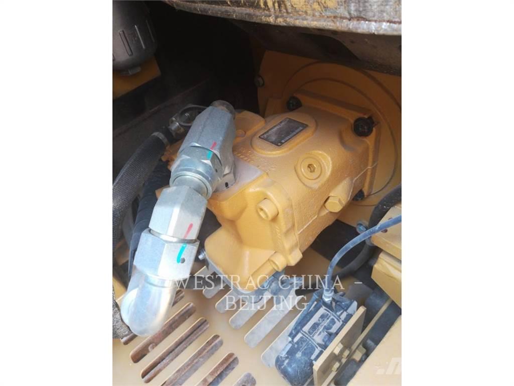 CAT 306E2 Gravemaskiner på larvebånd