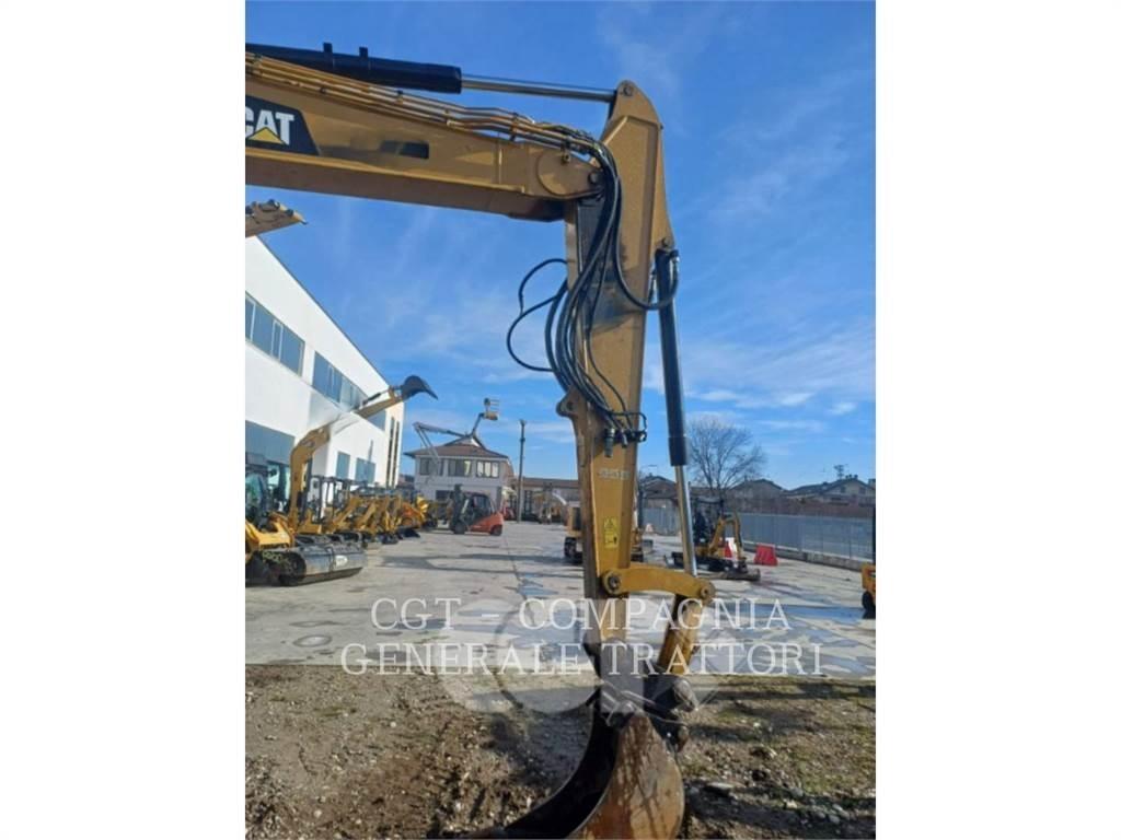 CAT 310 Gravemaskiner på larvebånd