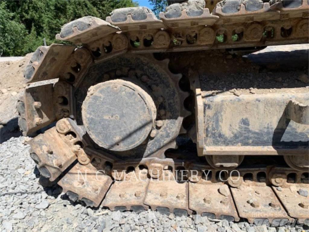 CAT 310 Gravemaskiner på larvebånd