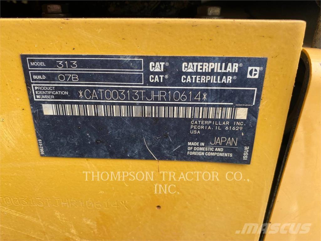 CAT 313 Gravemaskiner på larvebånd