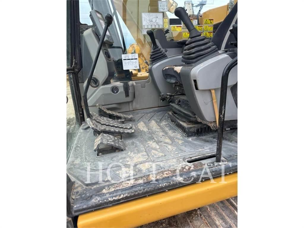 CAT 313FL Gravemaskiner på larvebånd
