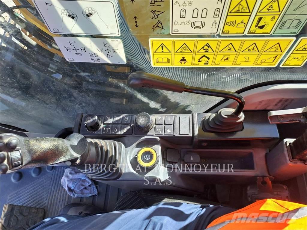 CAT 315 Gravemaskiner på larvebånd