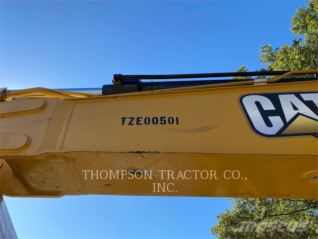 CAT 317 Gravemaskiner på larvebånd