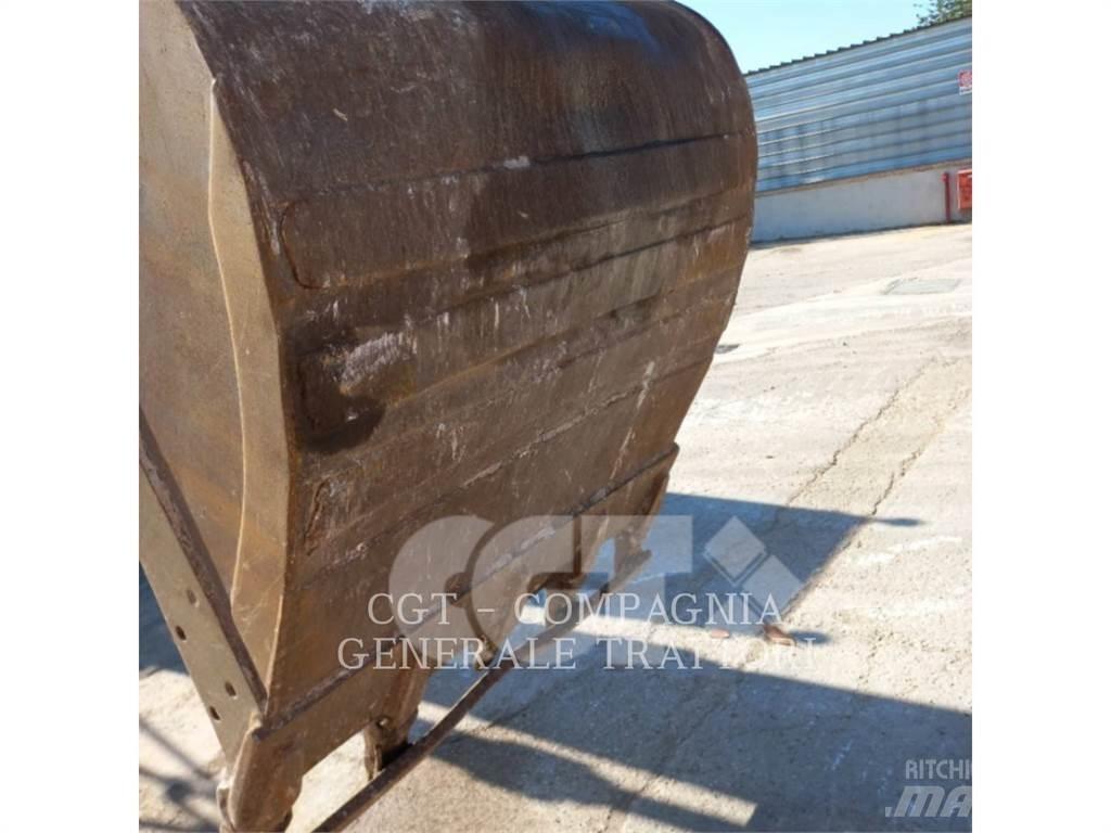 CAT 318F Gravemaskiner på larvebånd