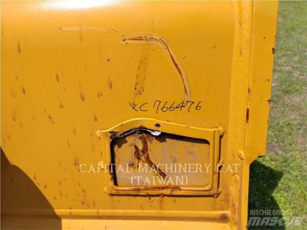 CAT 320 Skovle