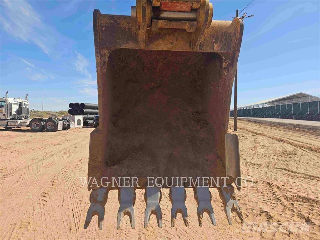 CAT 320 Gravemaskiner på larvebånd